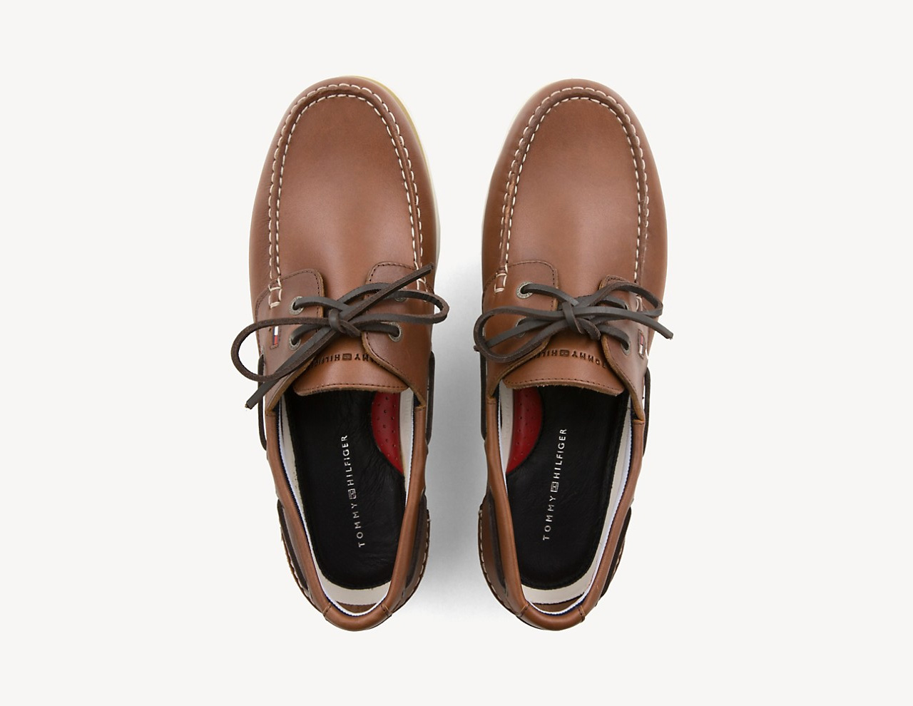 endeavor waxed leather boat shoe