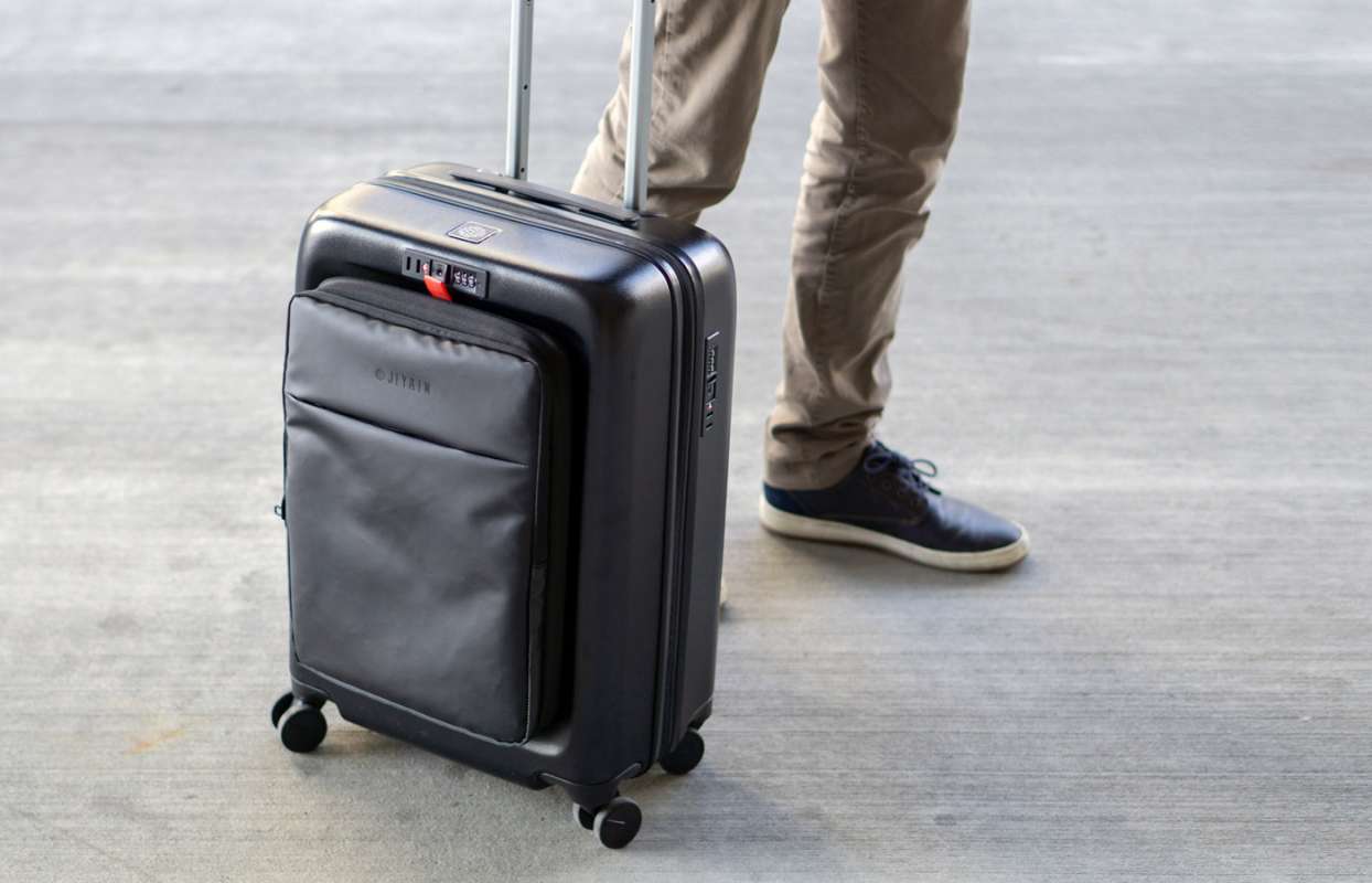 Чемодан ninetygo Luggage v2 28, чёрный