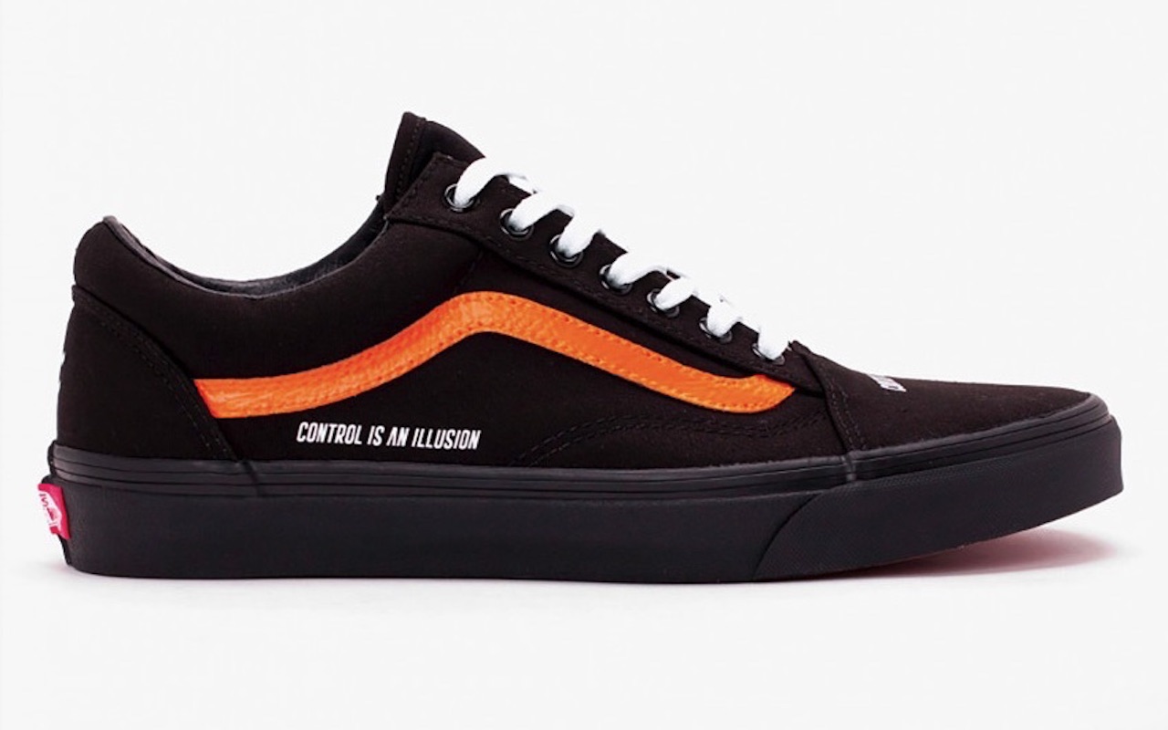 vans old skool with black laces