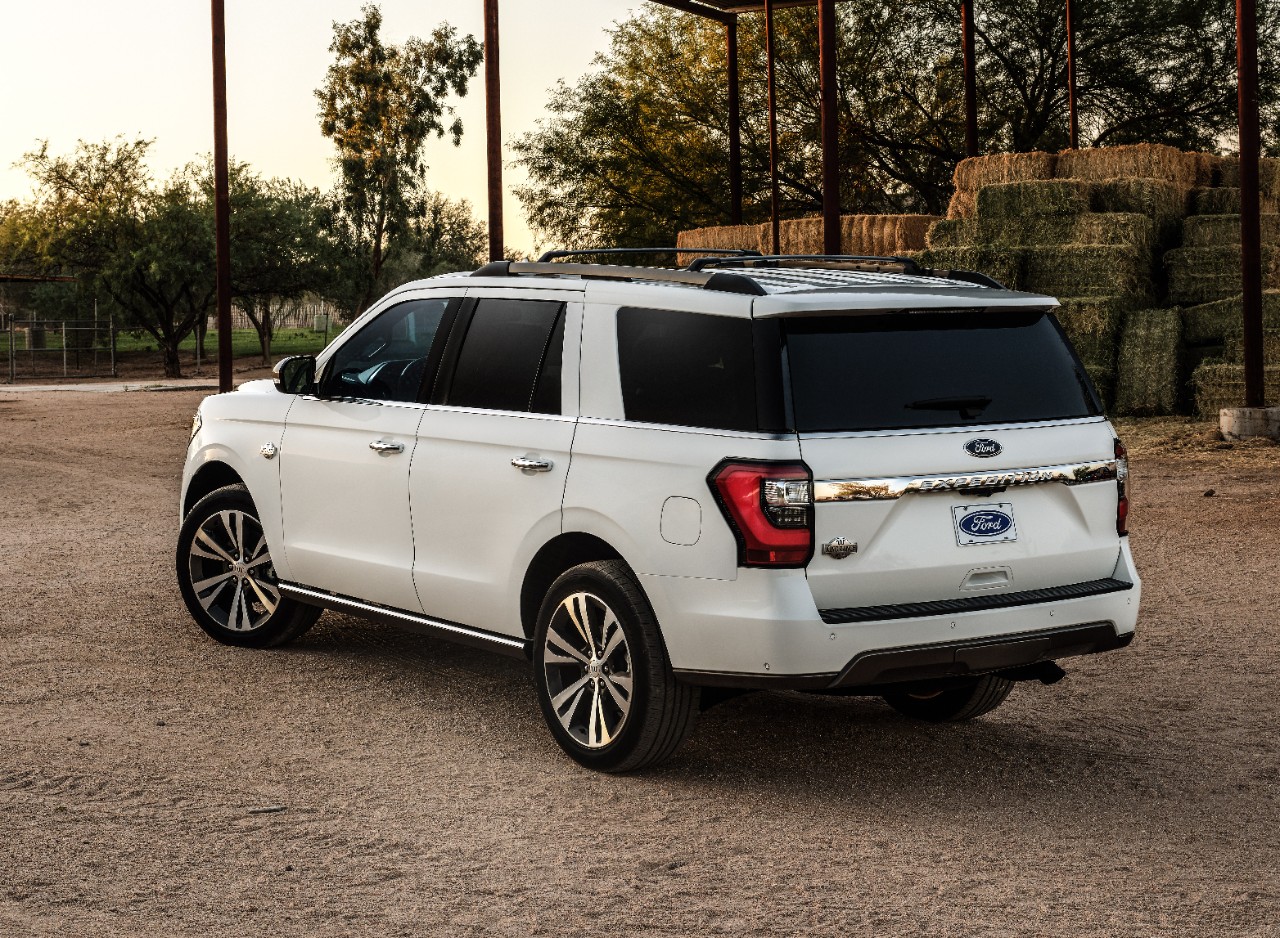 2020 Ford Expedition Limited FX4 is ready for offroading DadLife