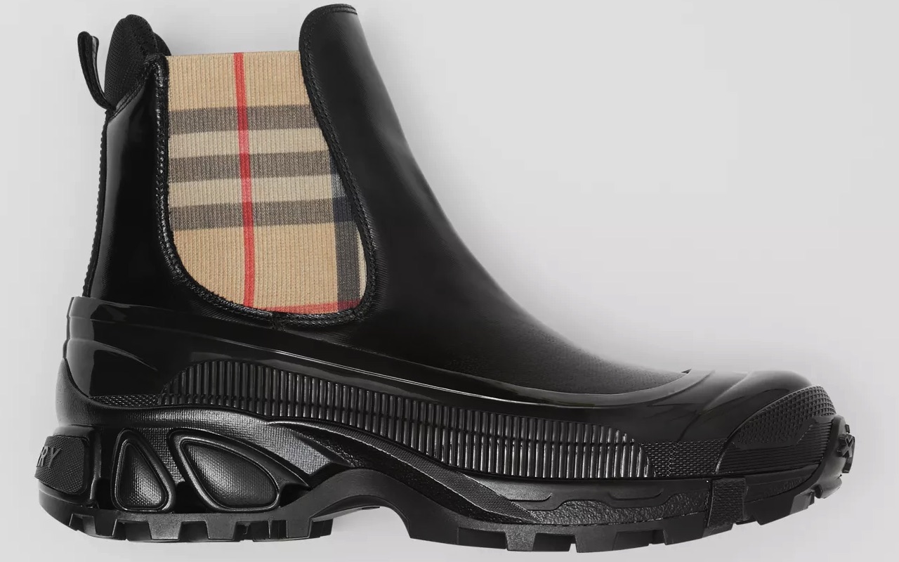 Burberry Classic Check for Chelsea Boots coming soon - dlmag