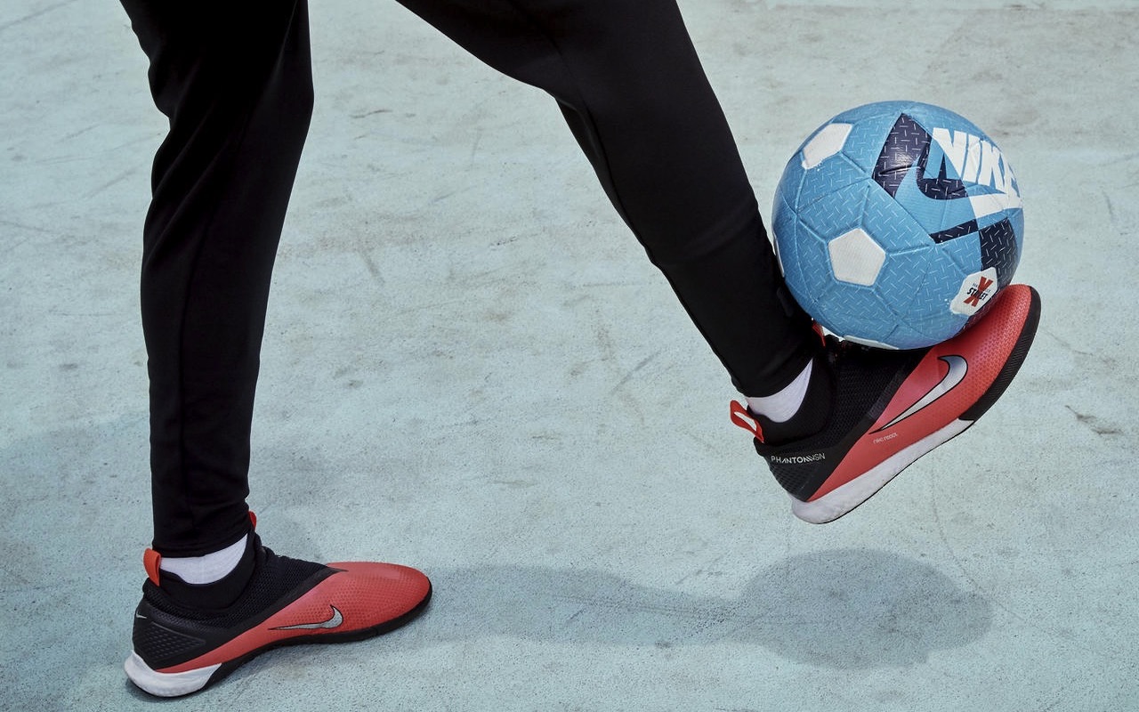 Football shoes Nike REACT PHANTOM VSN 2 PRO DF TF .
