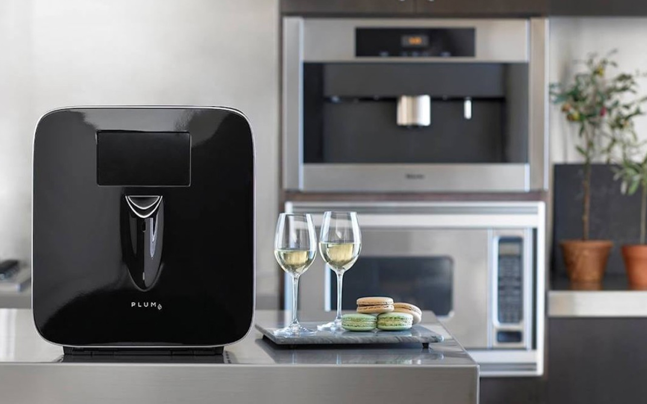 Fullyautomatic Plum wine dispenser preserves vino for 90 days dlmag