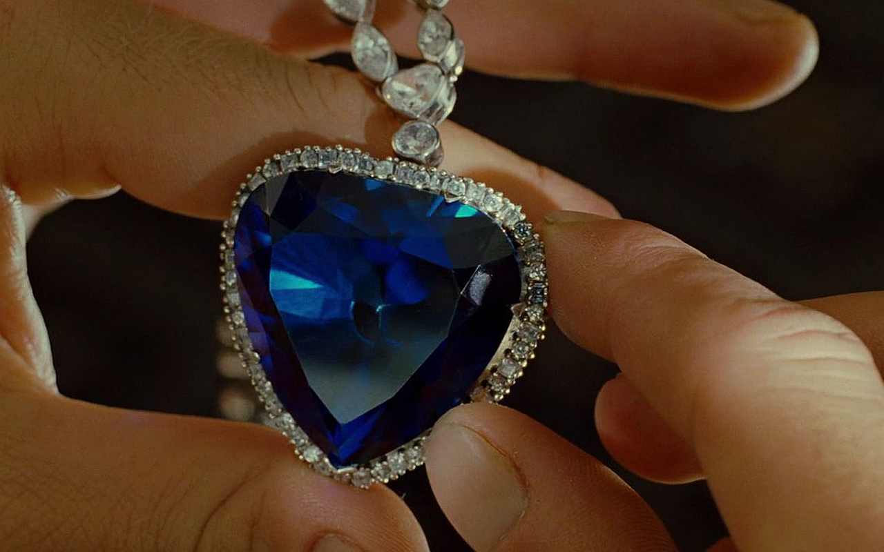 blue diamond in titanic is it real