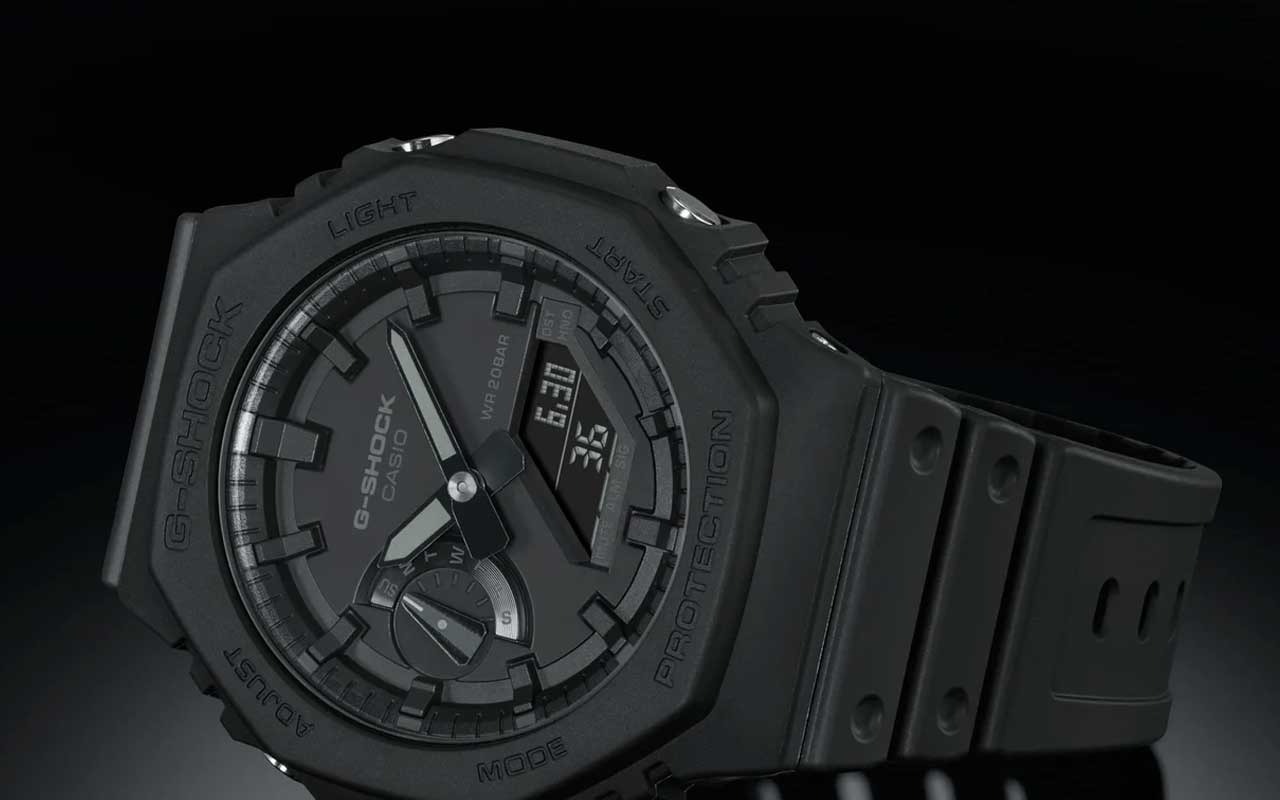 Casio G-Shock GA-2100 - a slim, light and pocket-friendly watch 