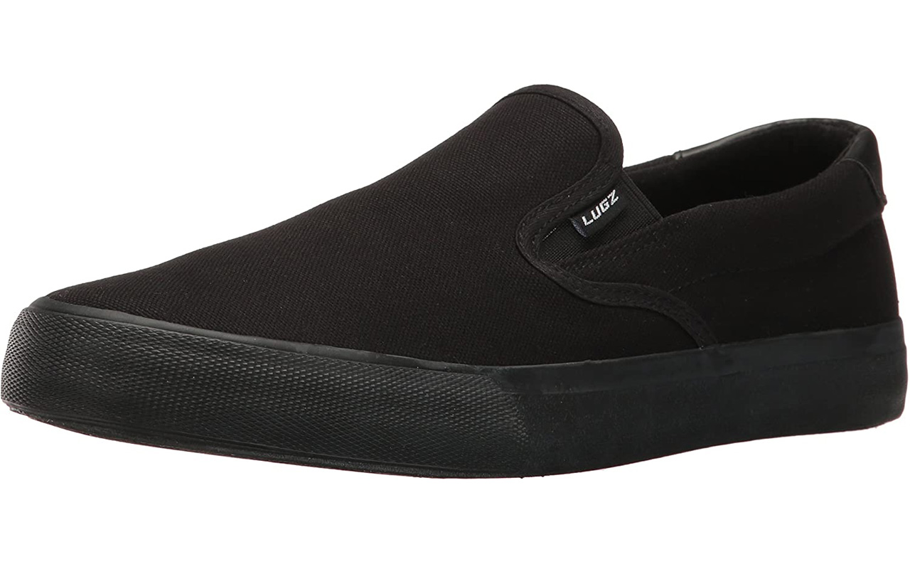 These slip-on sneakers are versatile and stylish - dlmag
