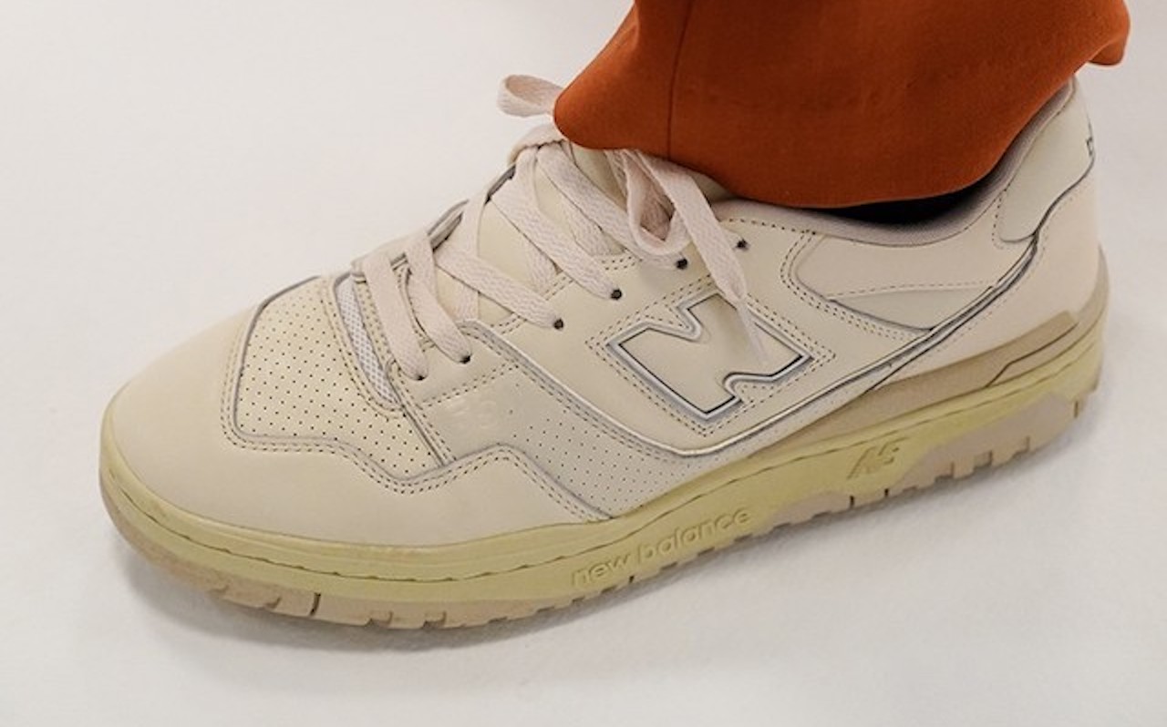 AURALEE New Balance 550 2021