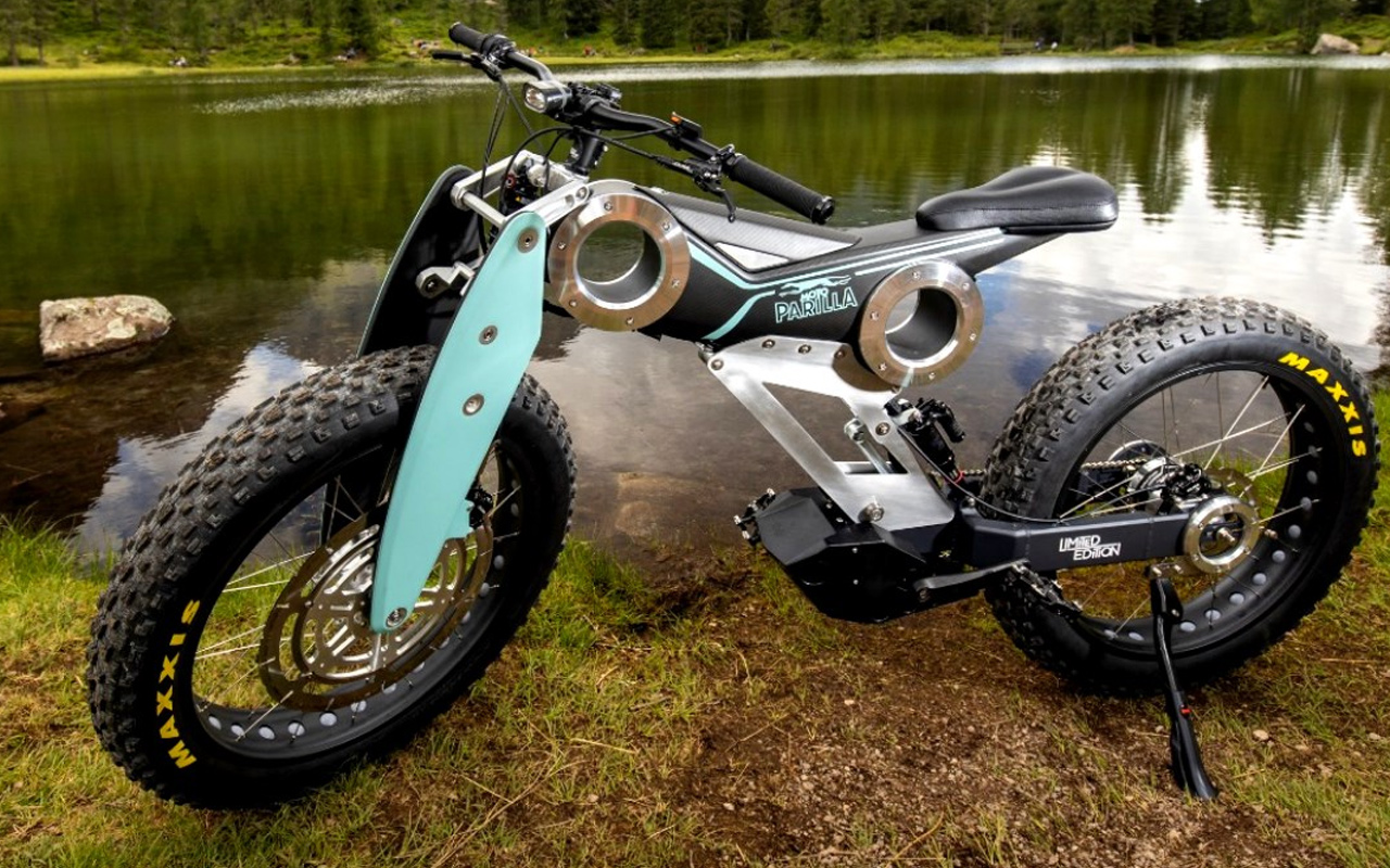 Moto Parilla Carbon is sturdy pedal powered bicycle for dirt trails Daily Luxury