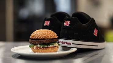 DC Shoes Bobs Burgers Sneakers