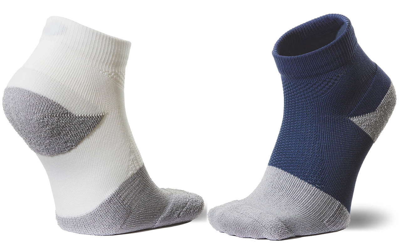 Moisture-resistant socks developed using the ancient Japanese technique ...