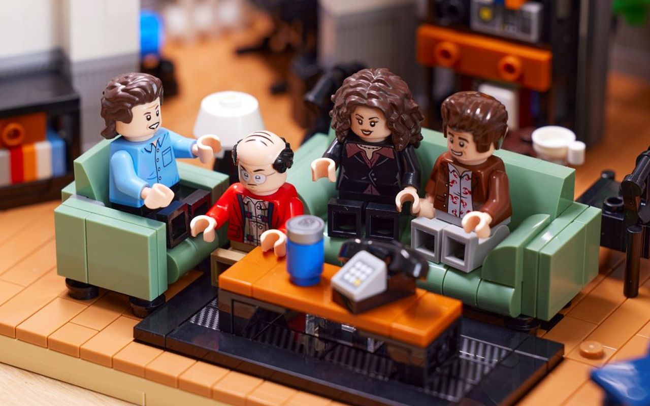 This 1326 piece LEGO Seinfeld set will take you back in time - DadLife ...