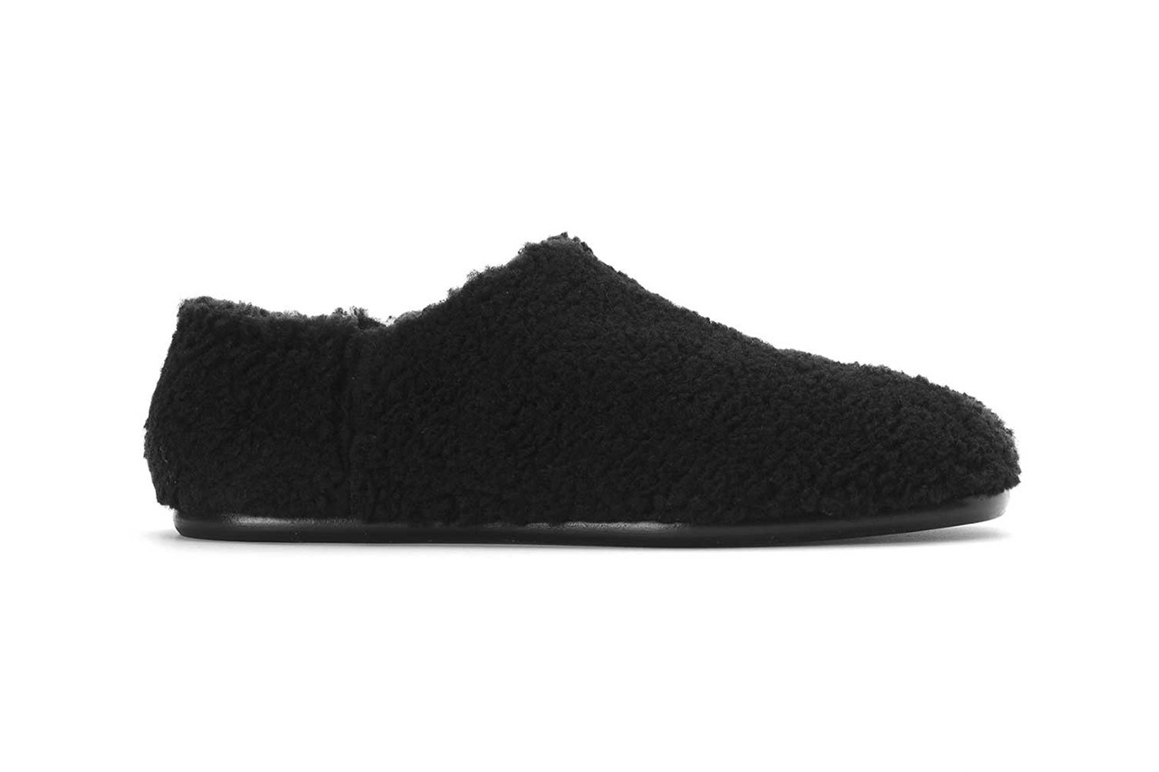 Maison Margiela Fleece Tabi Mocassin now available - dlmag