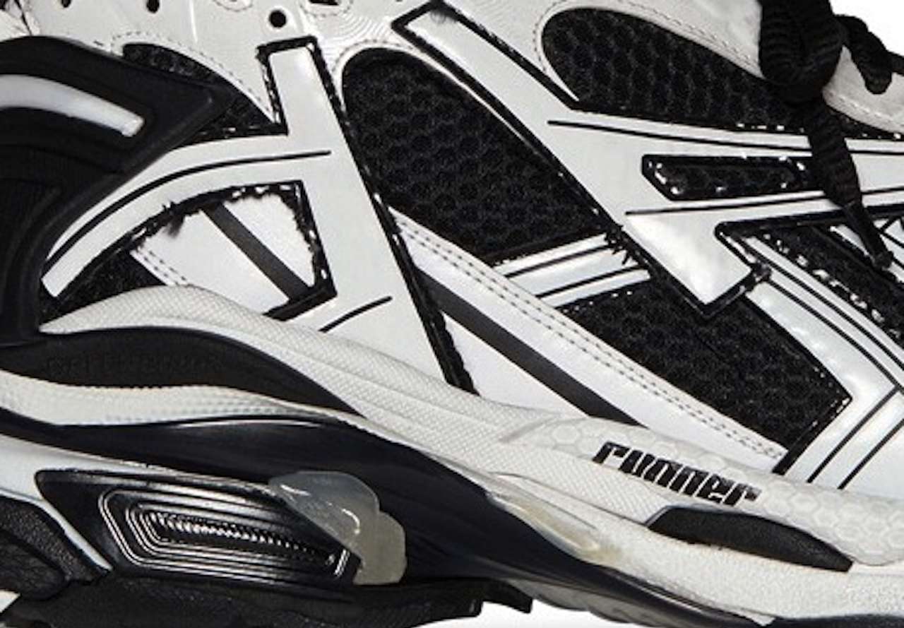 Balenciaga Runner Sneaker Black White Store
