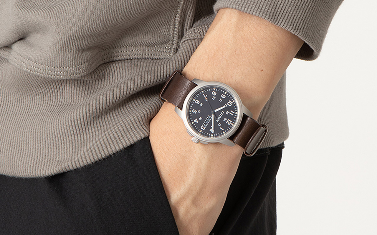 Simple and legible Citizen × hobo Eco-Drive is inspired by vintage military  watches - dlmag