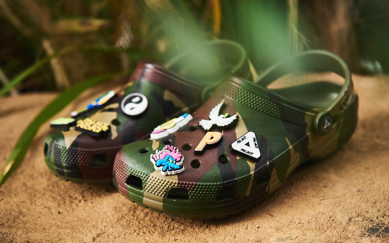 Insulated discount camo crocs