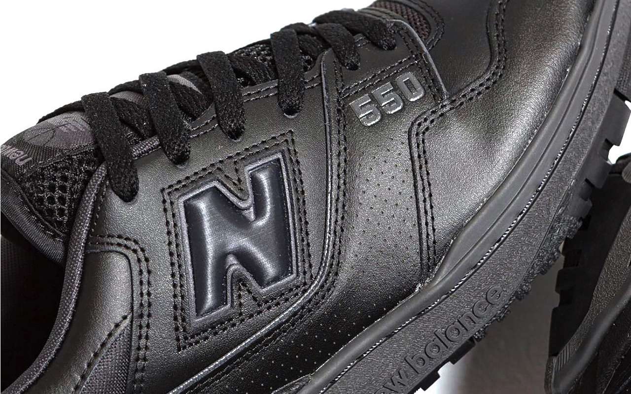 New Balance 550 Triple Black