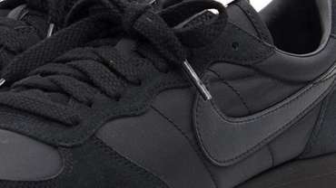 BLACK COMME des GARCONS 80s Nike Eagle Sneakers