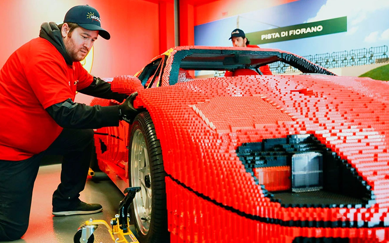 Life-sized LEGO Ferrari F40 coming to LEGOLAND California Resort - dlmag